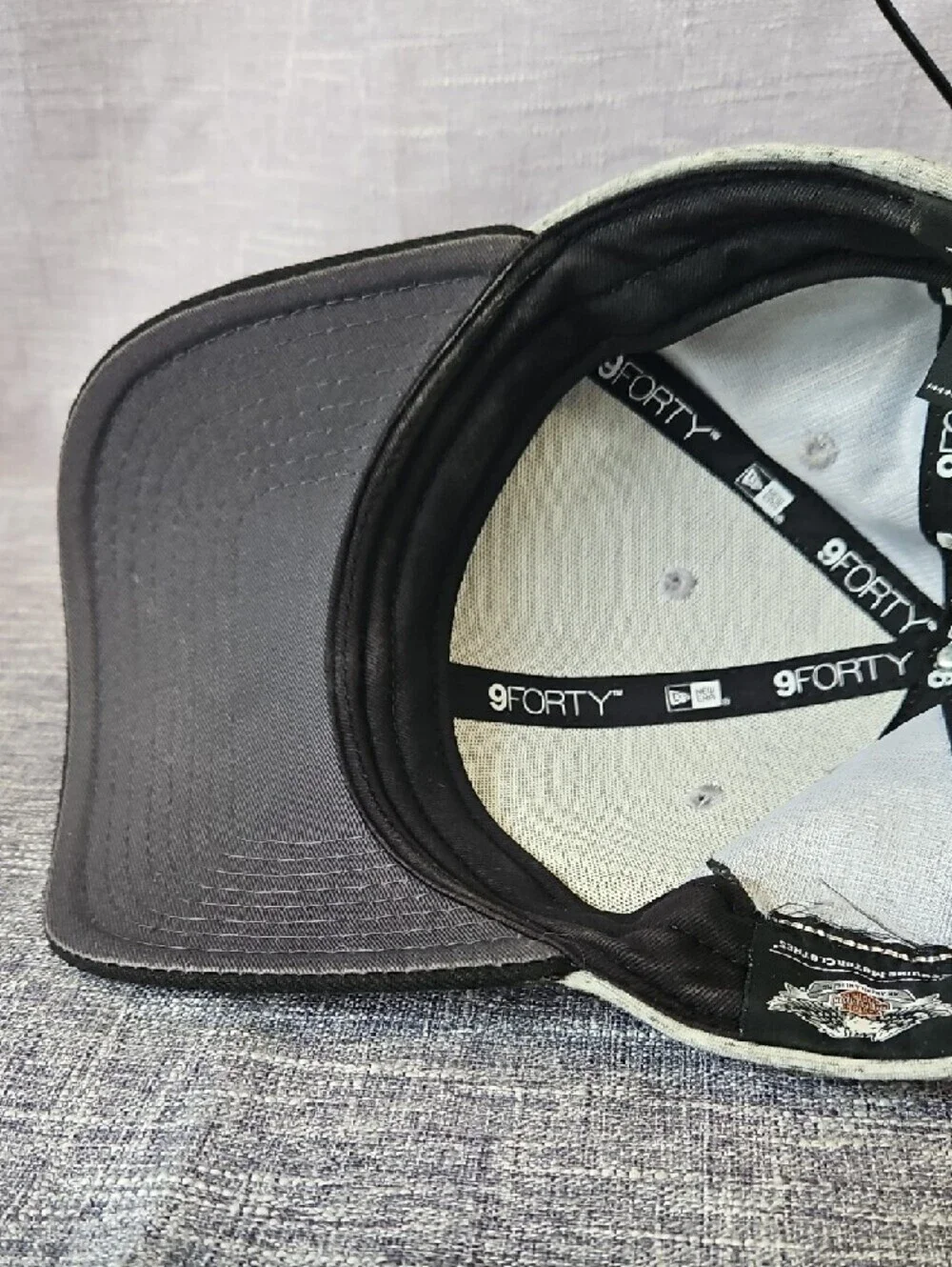 Harley-Davidson Heather Gray & Black Wing Emblem Cap